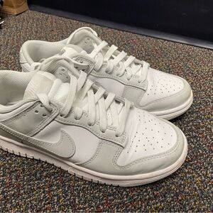 Nike Dunks leather white and soft grey 7.5